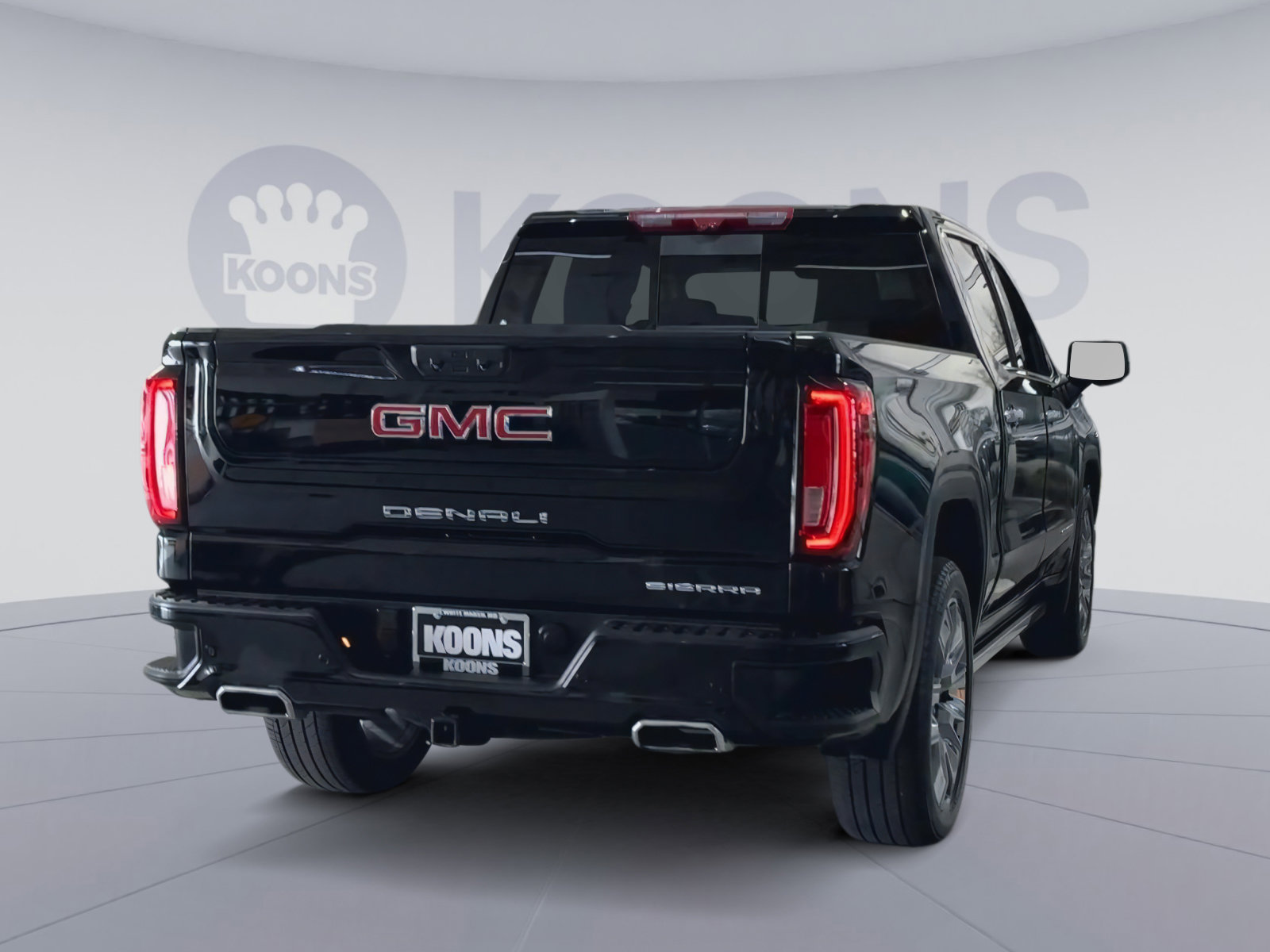 Used 2023 GMC Sierra 1500 Denali w/ Denali Reserve Package image 12