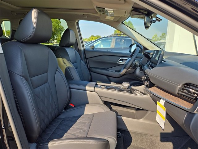 New 2026 Nissan Rogue Platinum w/ Platinum Premium Package image 15