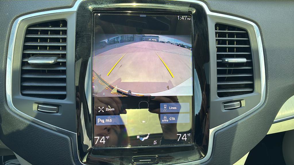 Used 2022 Volvo XC90 T5 Momentum image 23