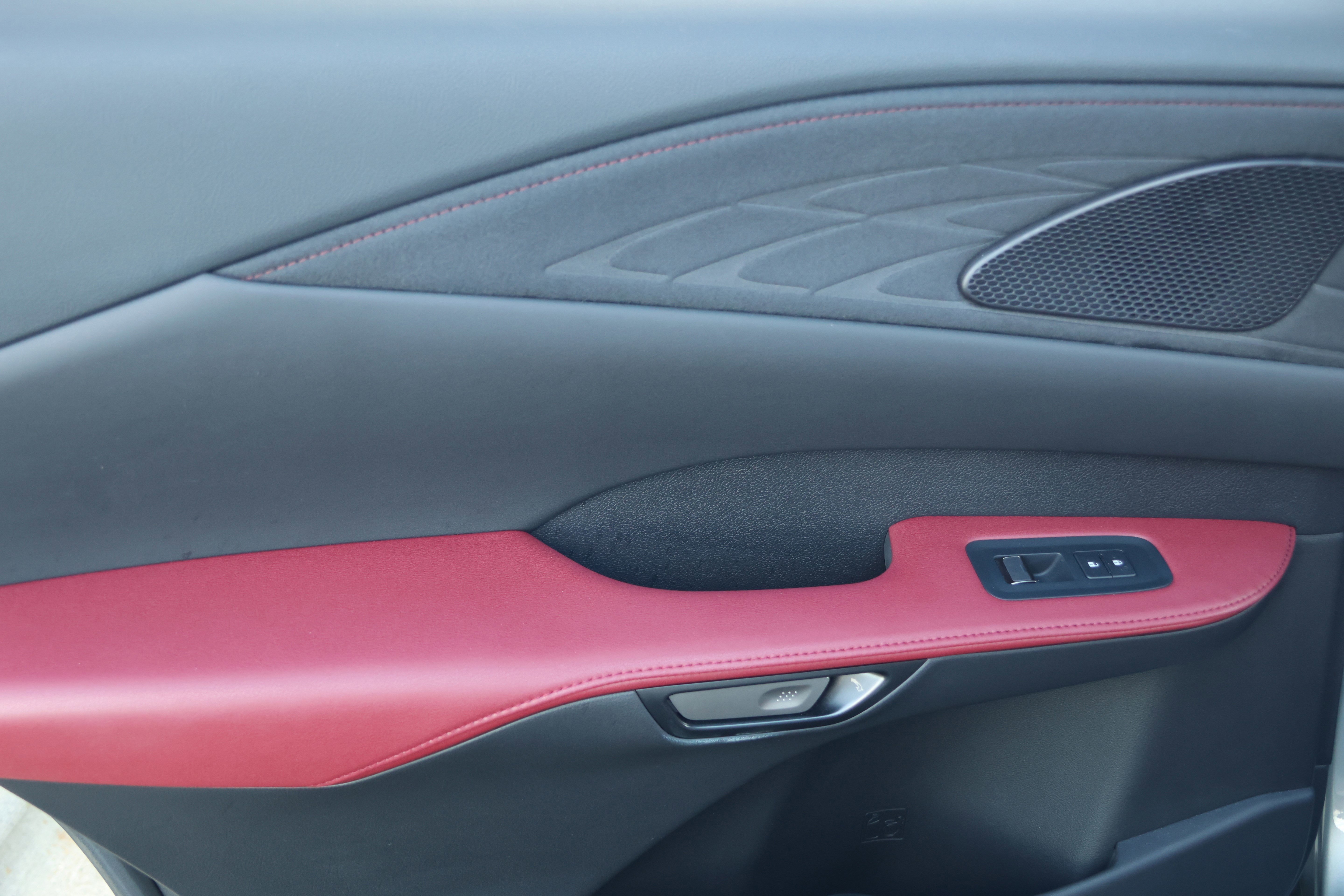 Certified 2023 Lexus RX 500h F Sport w/ Accessory Package (Z1) image 35