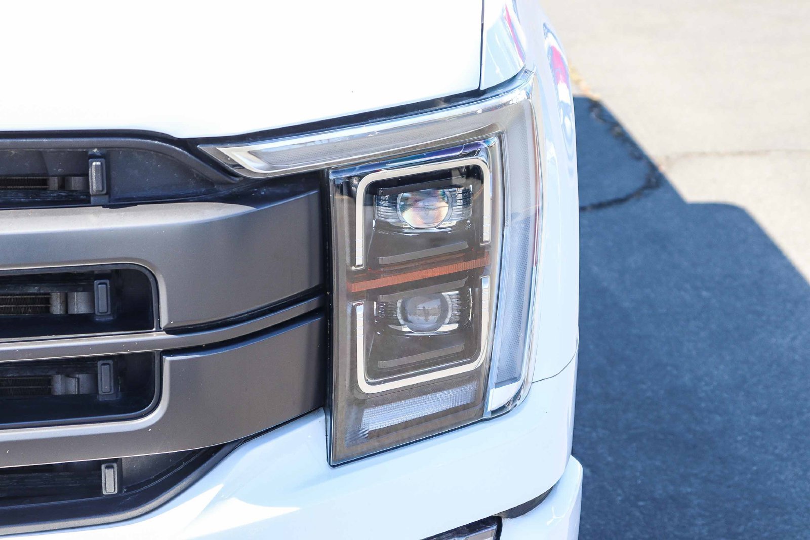 Used 2023 Ford F150 Lariat w/ Equipment Group 502A High AWD/4WD image 11