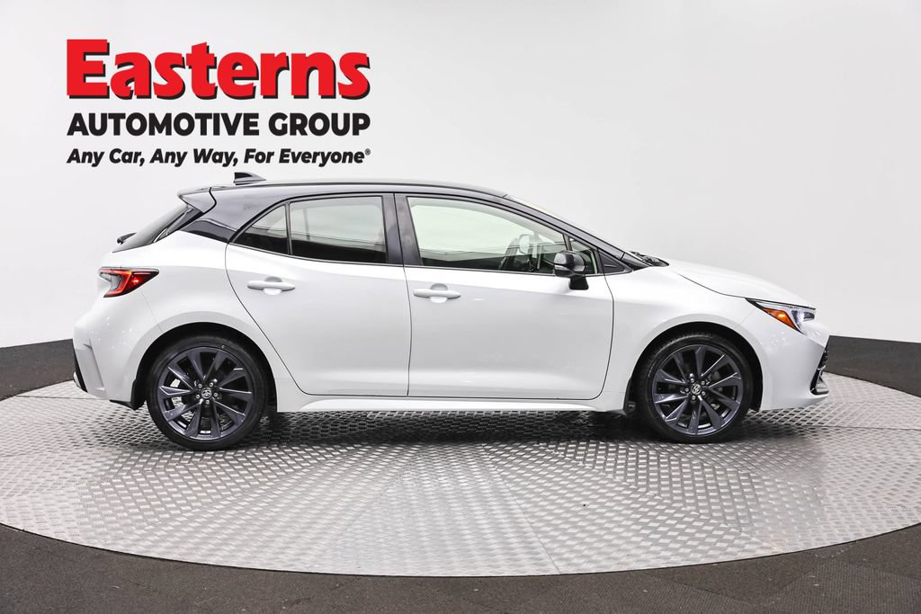 Used 2024 Toyota Corolla XSE FWD image 4