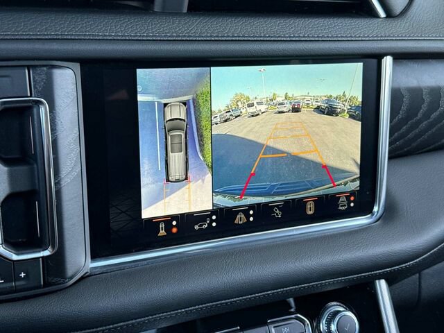 Used 2023 GMC Yukon XL Denali w/ Denali Reserve Package AWD/4WD image 28