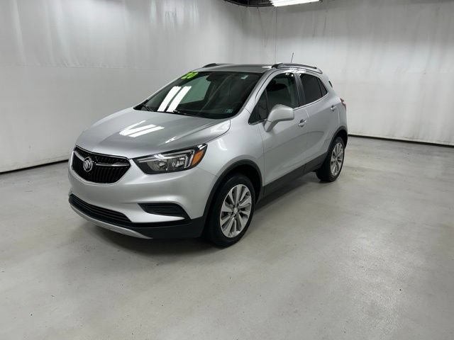 Used 2020 Buick Encore Preferred AWD/4WD image 2