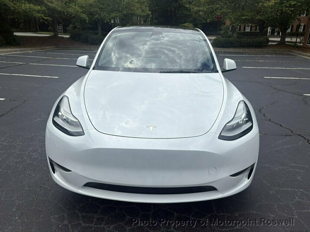 Used 2023 Tesla Model Y Long Range AWD/4WD image 4