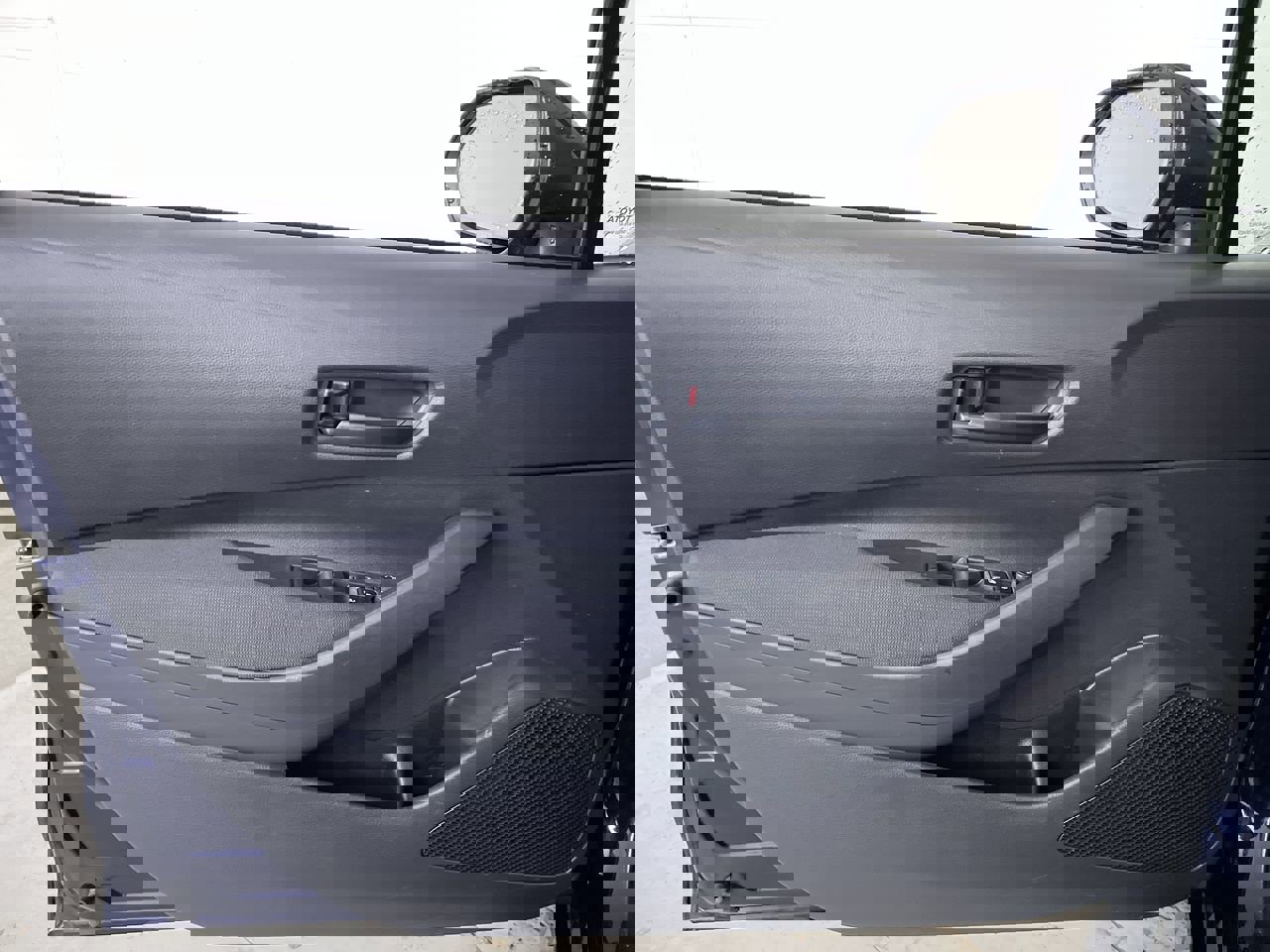 Used 2022 Toyota Corolla LE image 10