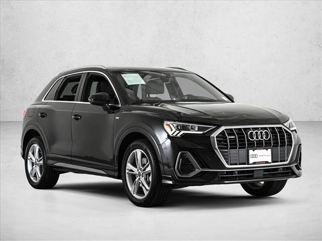 Used 2021 Audi Q3 2.0T Premium Plus image 3