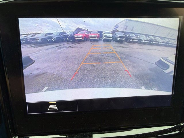 Used 2023 Chevrolet Traverse LT AWD/4WD image 2