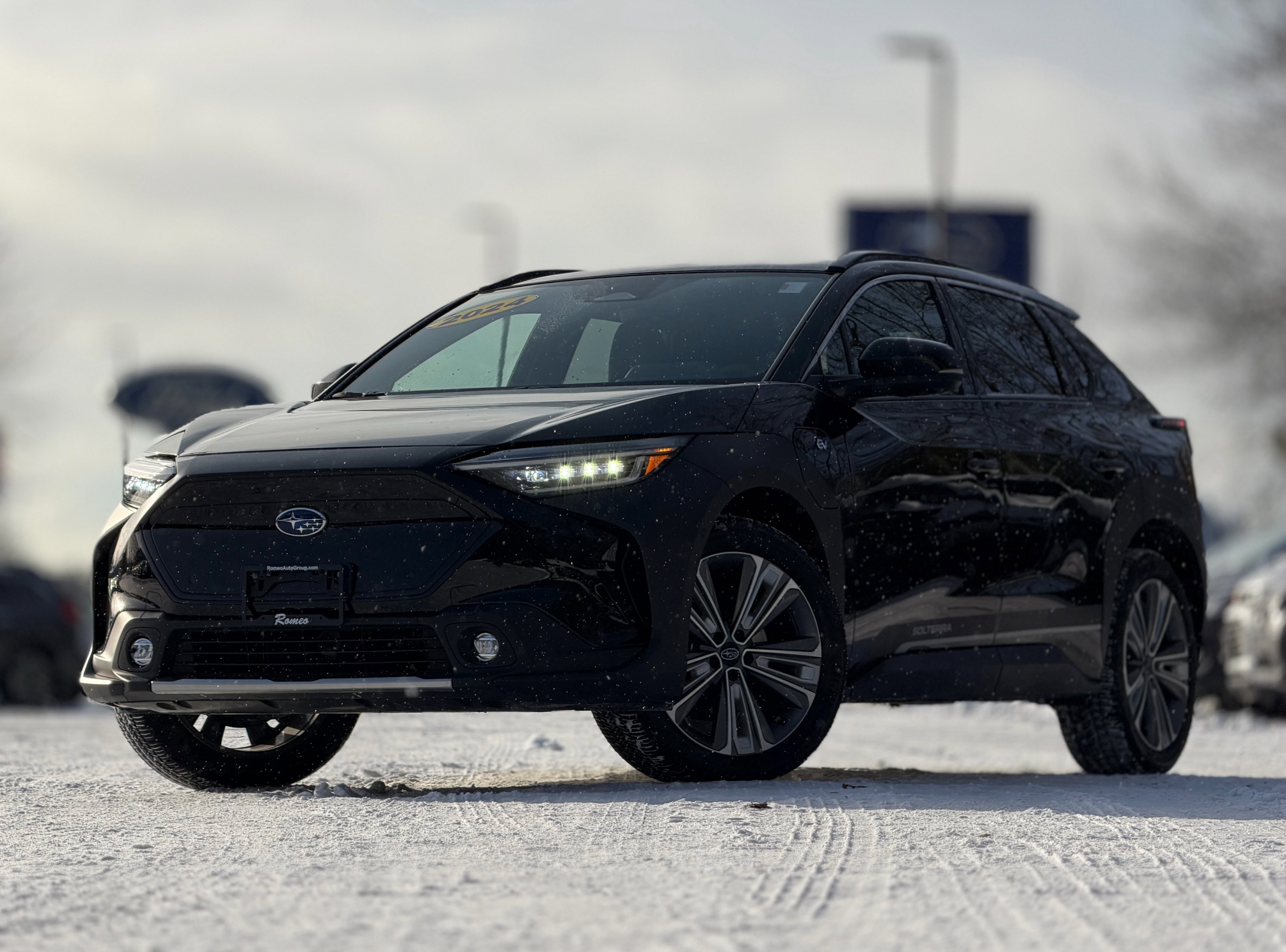 Used 2024 Subaru Solterra Touring w/ Touring Package image 1