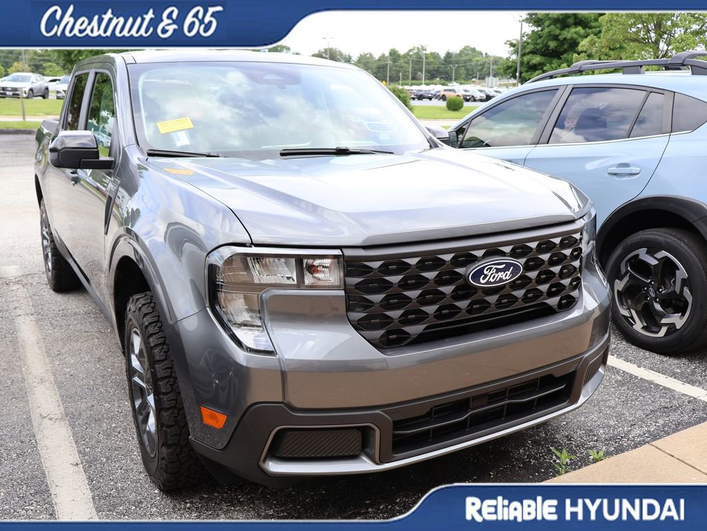 Used 2025 Ford Maverick XLT w/ XLT Luxury Package AWD/4WD image 2