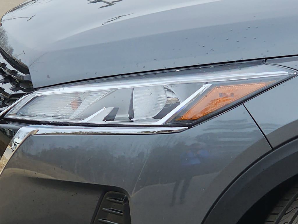 Used 2025 Nissan Kicks Play S image 27