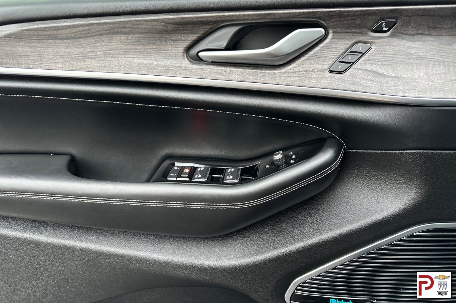 Used 2021 Jeep Grand Cherokee L Overland w/ Luxury Tech Group IV image 12