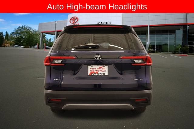 Certified 2024 Toyota Grand Highlander AWD image 5