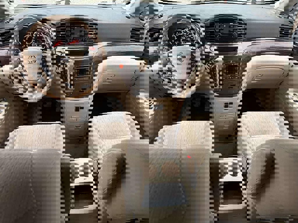 Used 2013 Nissan Quest SV image 22