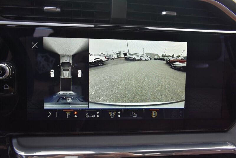 Used 2024 GMC Sierra 3500 Denali Ultimate image 25