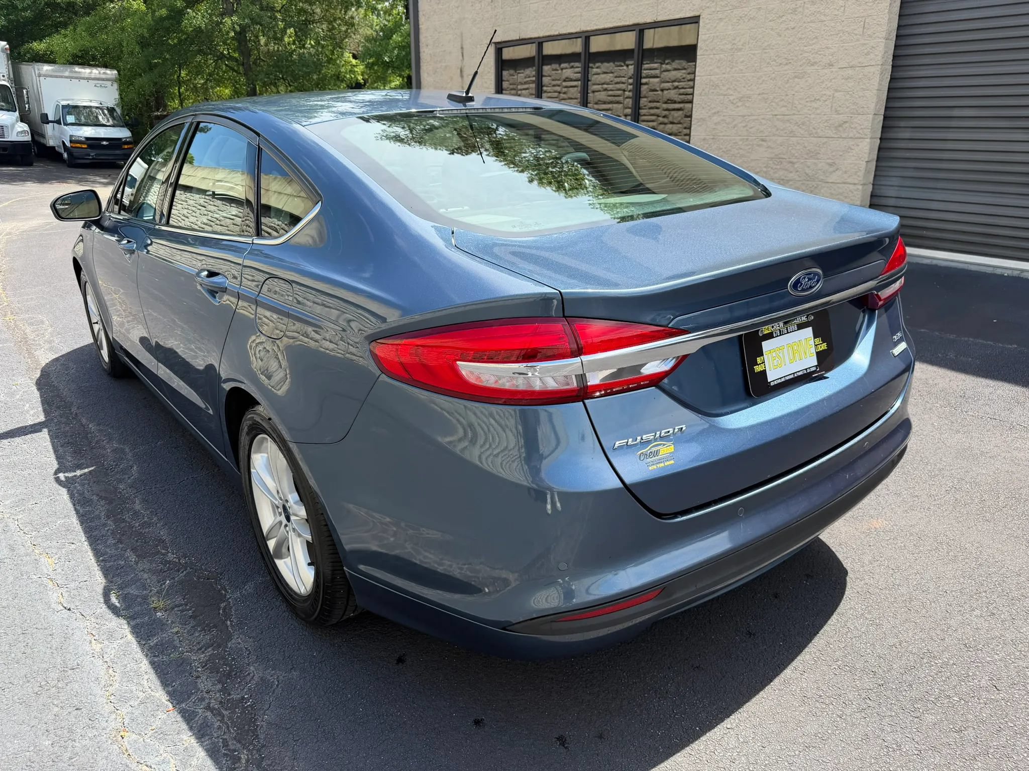 Used 2018 Ford Fusion SE w/ Fusion SE Technology Package FWD image 10