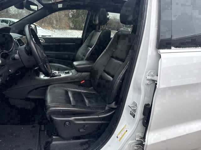 Certified 2022 Jeep Grand Cherokee Limited w/ Tech Group image 9