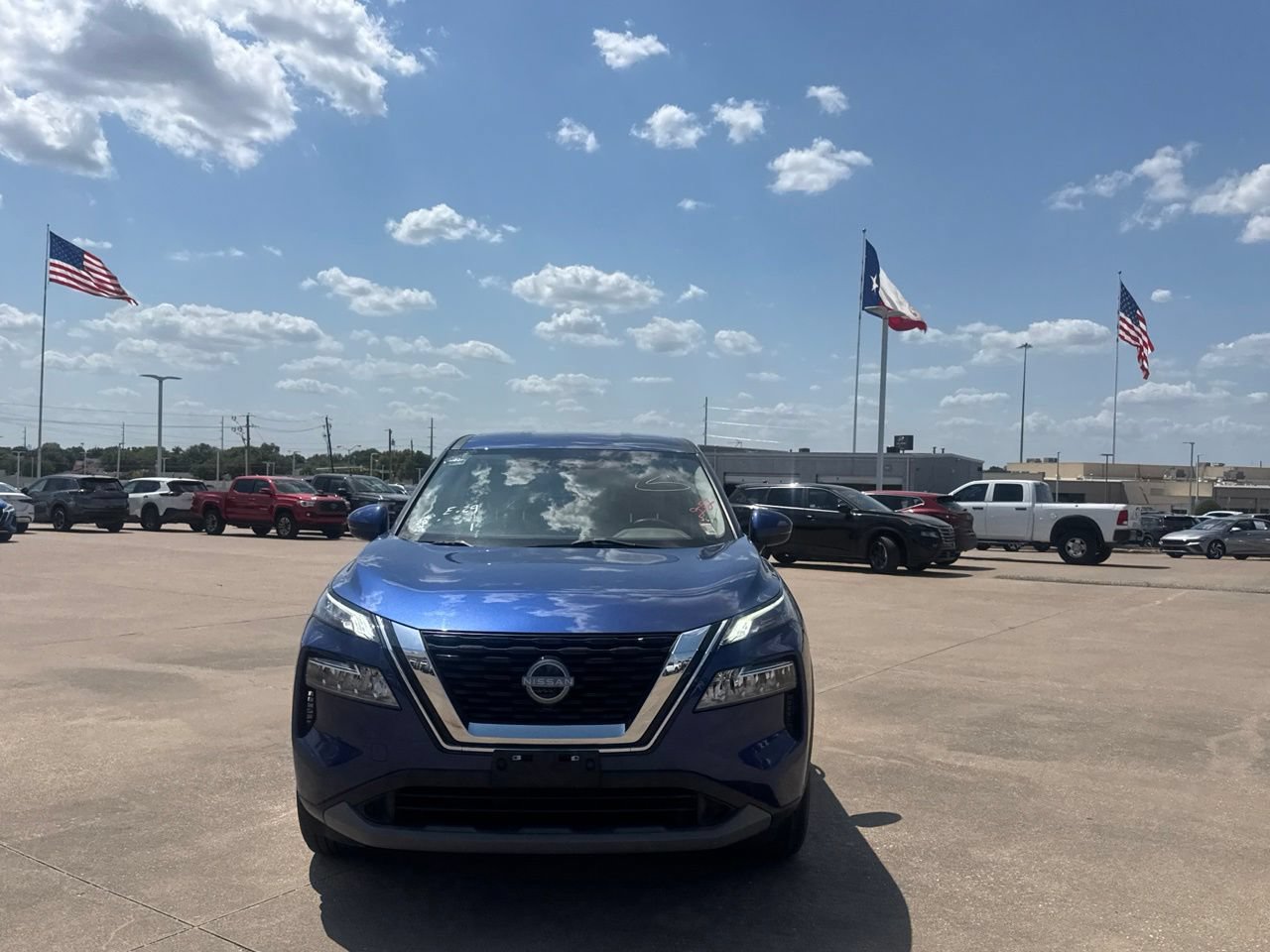 Certified 2023 Nissan Rogue SV AWD/4WD image 5