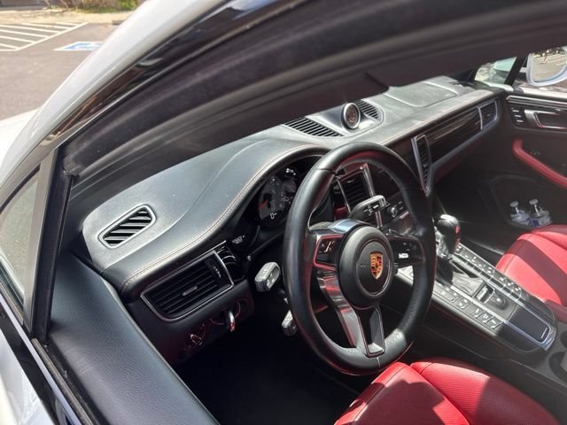 Used 2018 Porsche Macan S AWD/4WD image 5