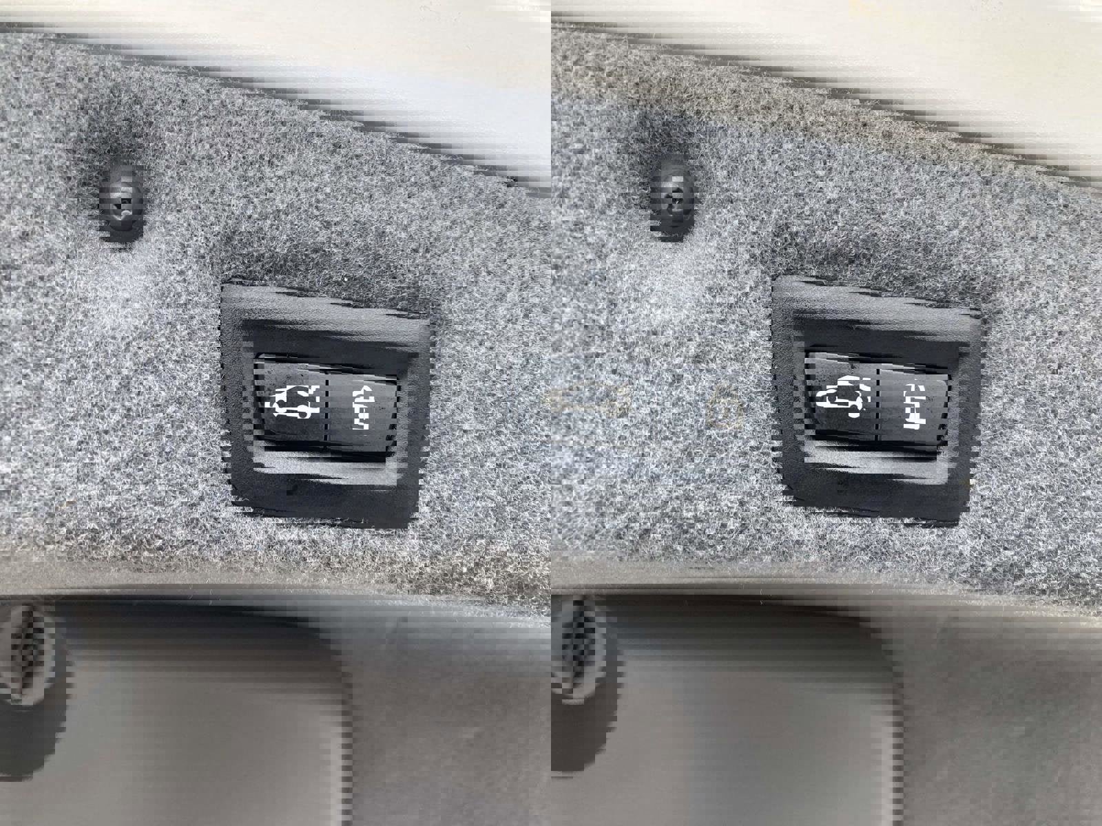 Used 2013 BMW 750Li image 16