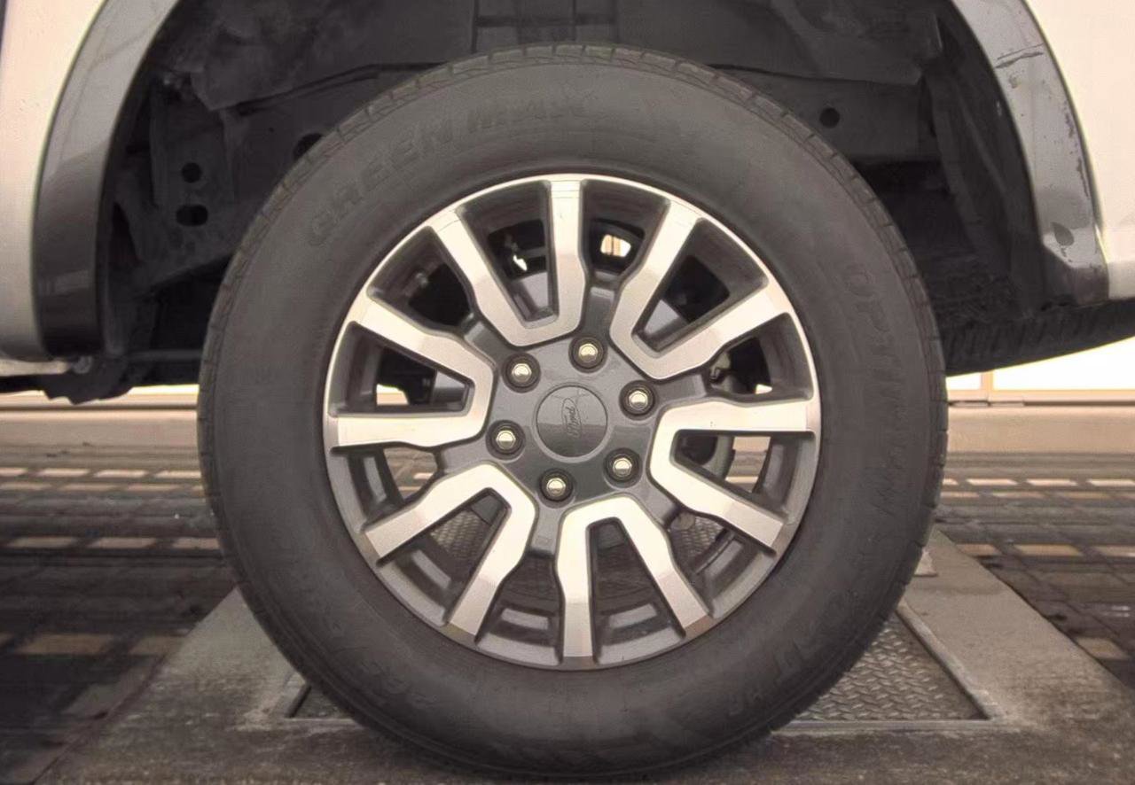 Used 2019 Ford Ranger Lariat w/ Equipment Group 501A Mid RWD image 12