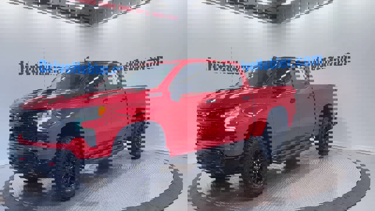 Used 2024 Chevrolet Silverado 1500 LT Trail Boss w/ Convenience Package II image 7