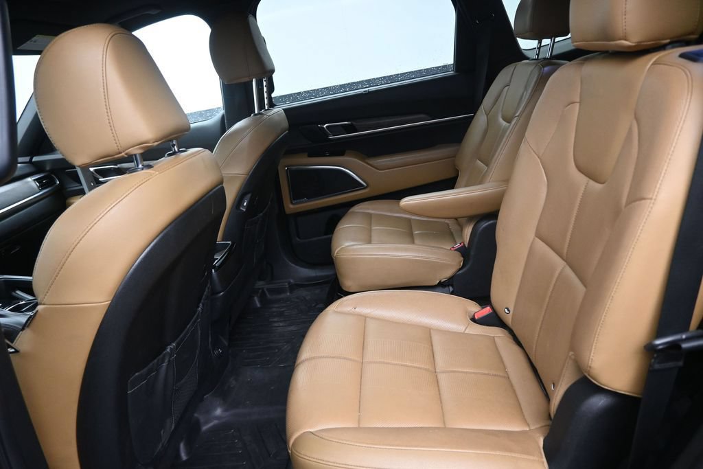 Used 2022 Kia Telluride SX w/ Nightfall Edition Package AWD/4WD image 14