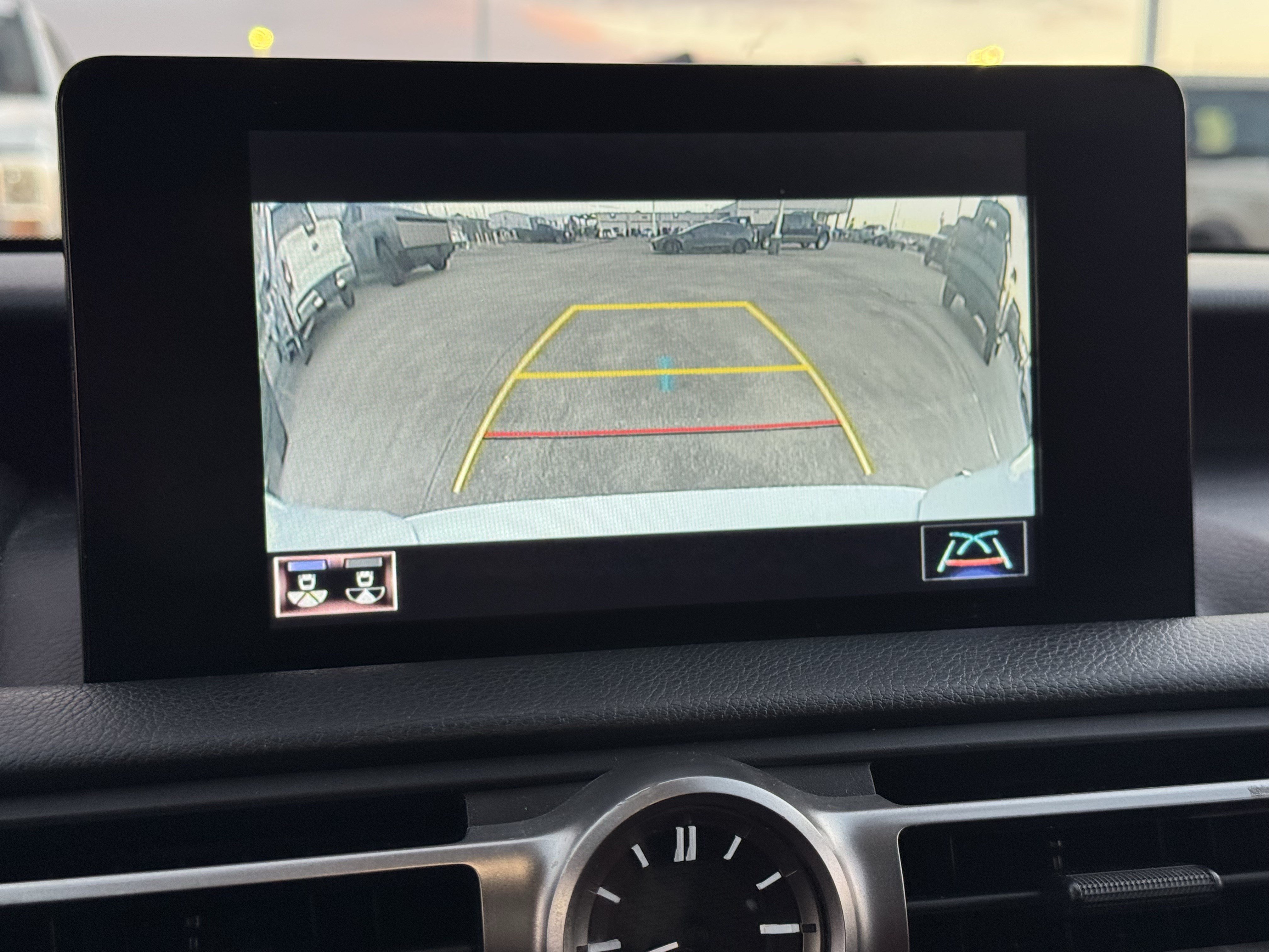 Used 2022 Lexus IS 350 F Sport RWD image 25