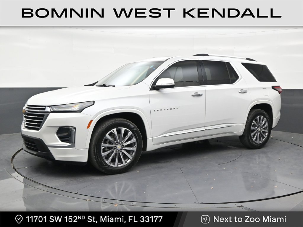 Used 2022 Chevrolet Traverse Premier FWD image 1