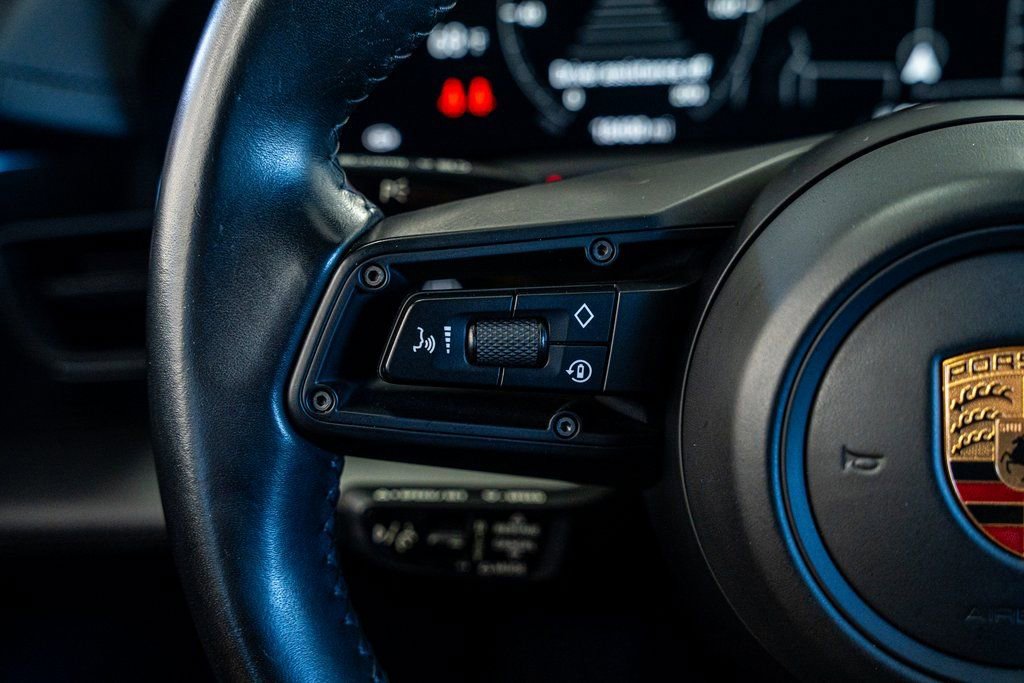 Used 2022 Porsche Taycan 4S image 41