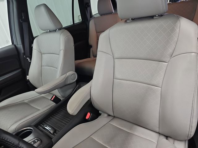 Used 2021 Honda Passport EX-L image 38