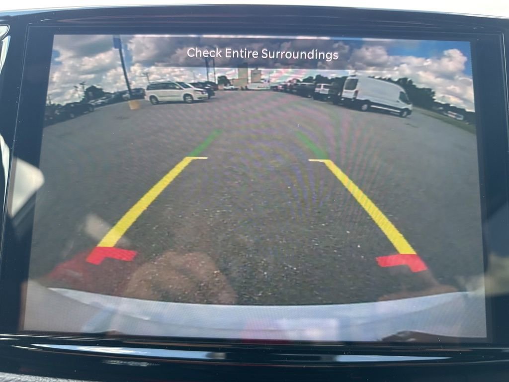 New 2026 Chrysler Pacifica Select image 30