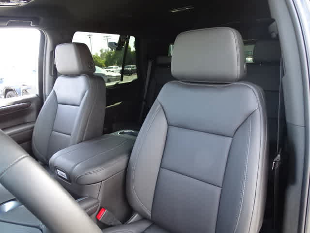 Used 2026 Chevrolet Tahoe LT w/ Comfort Package AWD/4WD image 20