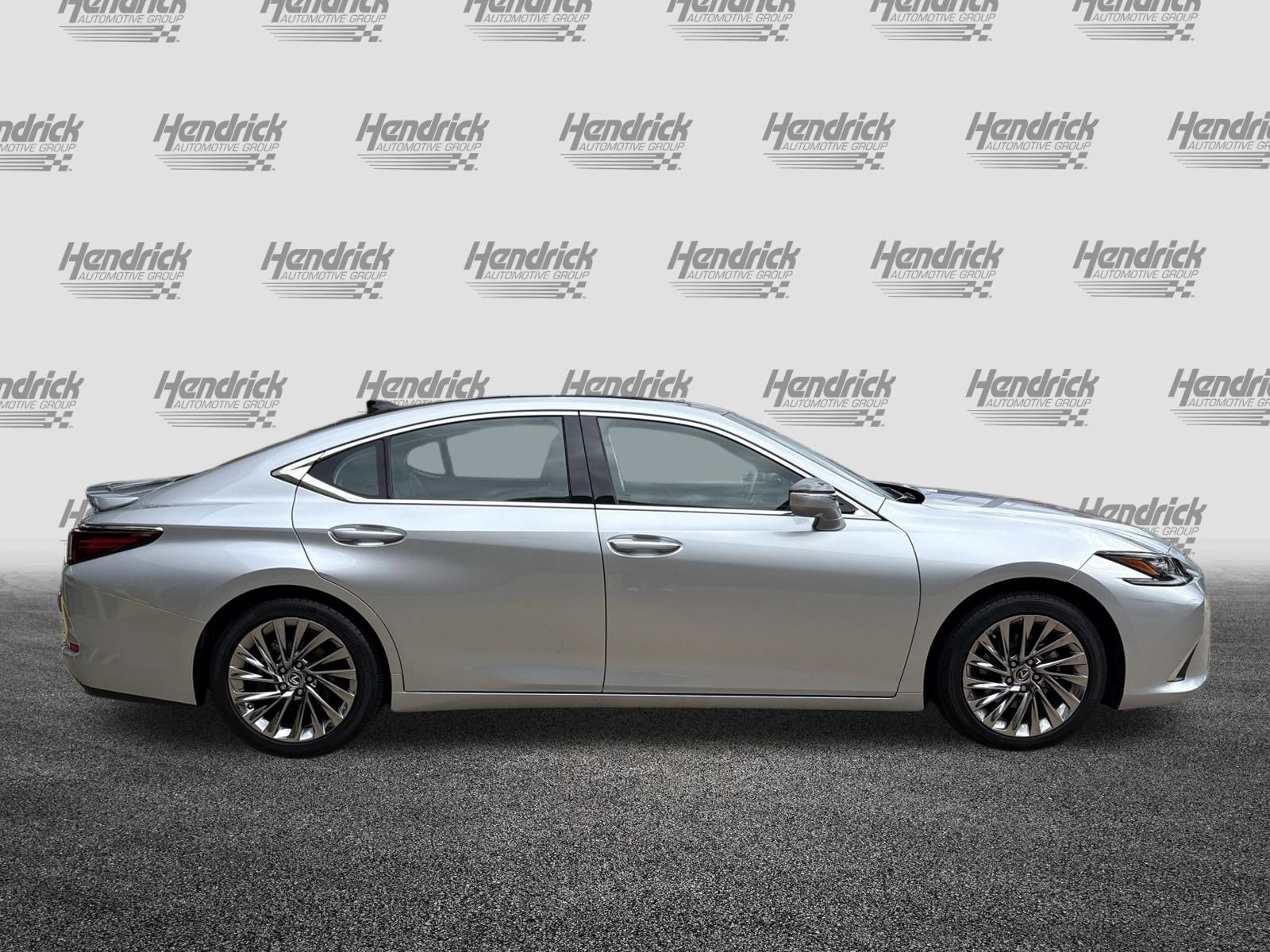 Certified 2025 Lexus ES 350 Ultra Luxury w/ Accessory Package (Z2) FWD image 11