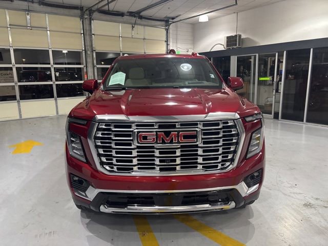 Used 2025 GMC Yukon XL Denali w/ Denali Reserve Package AWD/4WD video 3