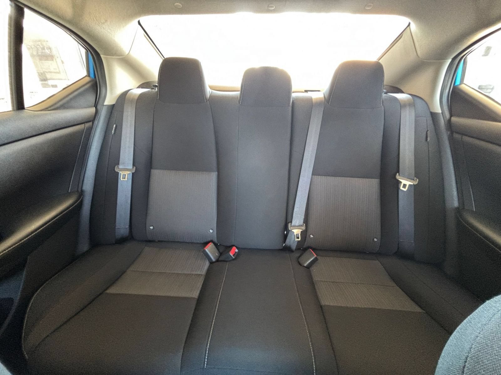 Used 2025 Nissan Sentra SV FWD image 36
