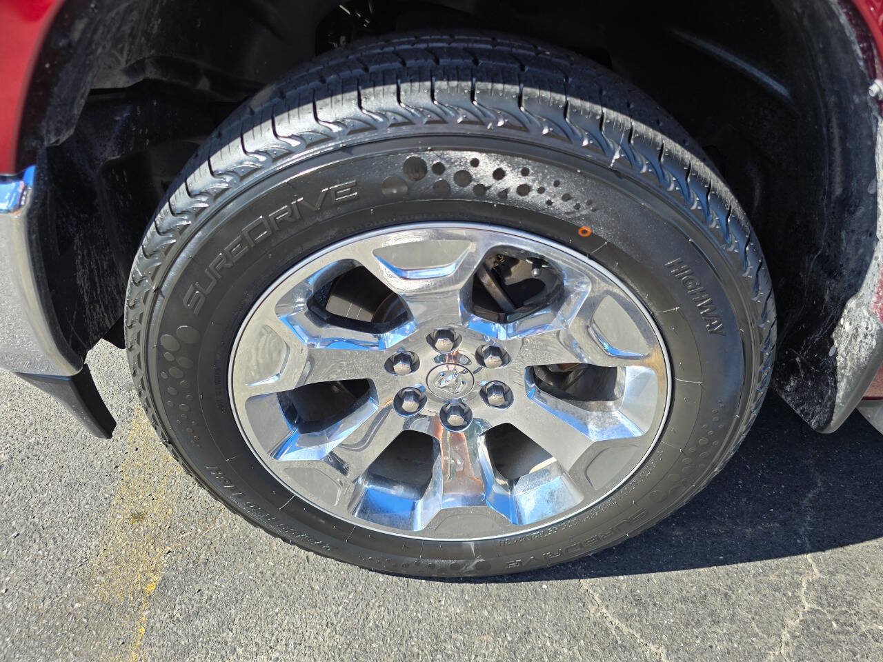 Used 2019 RAM 1500 Big Horn AWD/4WD image 11