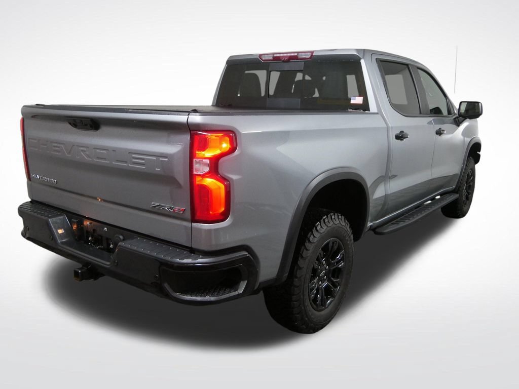 Used 2023 Chevrolet Silverado 1500 ZR2 w/ Technology Package AWD/4WD image 3