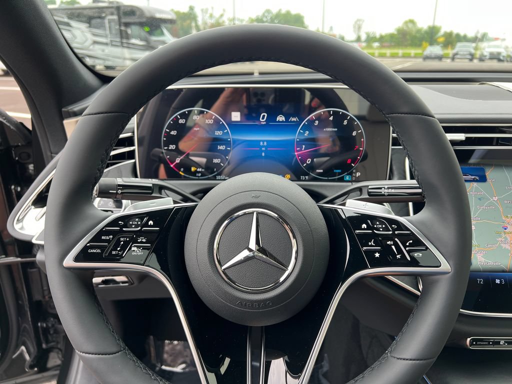 New 2026 Mercedes-Benz E 350 4MATIC Sedan image 18
