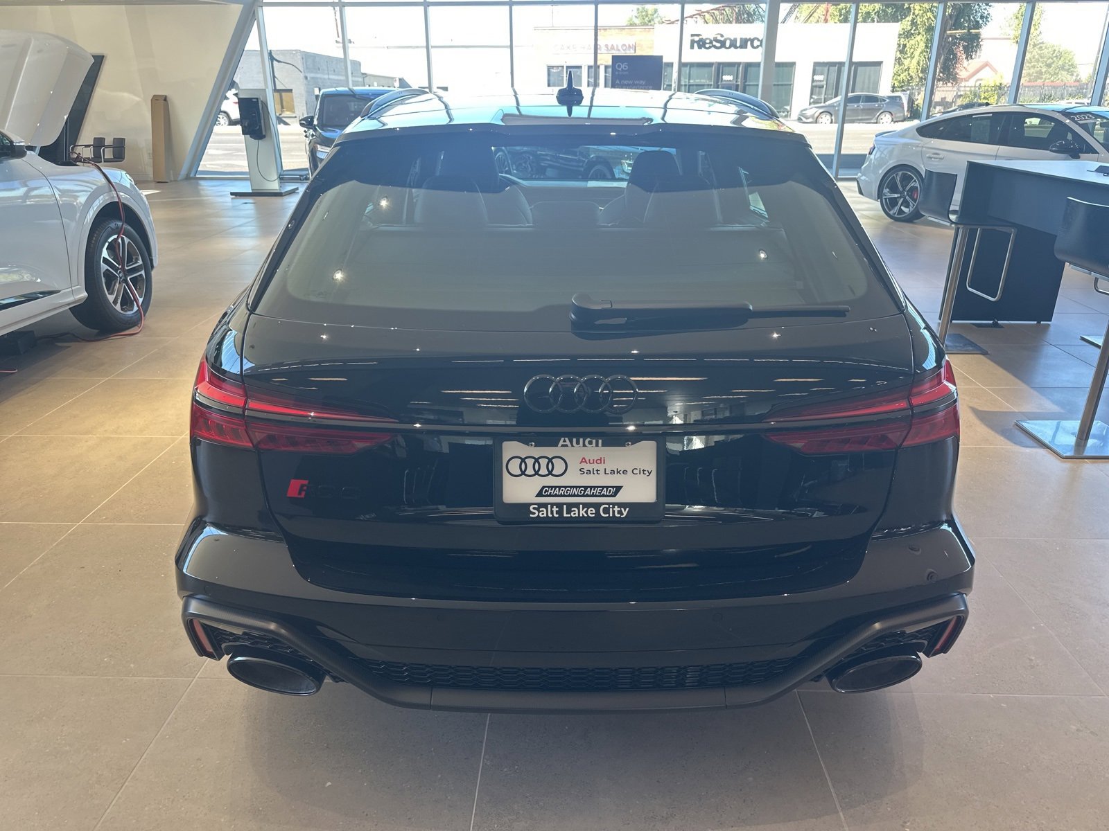 New 2025 Audi RS 6 performance image 7