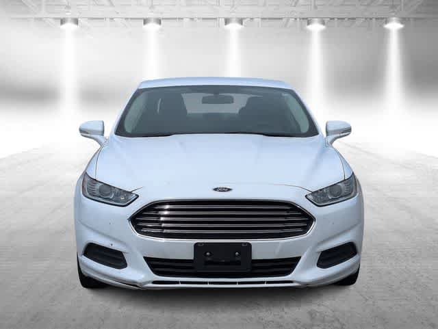 Used 2015 Ford Fusion SE FWD image 3