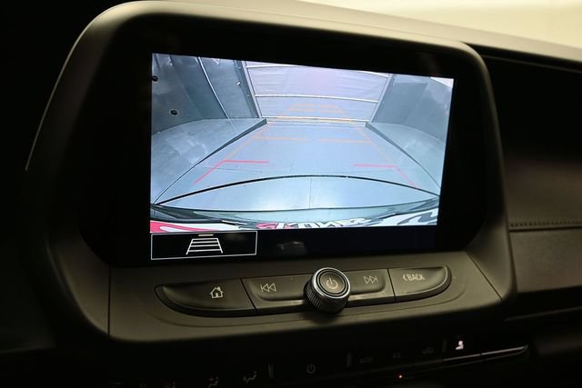 Used 2020 Chevrolet Camaro SS RWD image 40