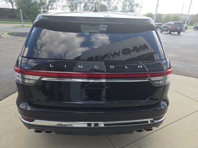 Certified 2021 Lincoln Aviator Reserve w/ Equipment Group 201A AWD/4WD image 8
