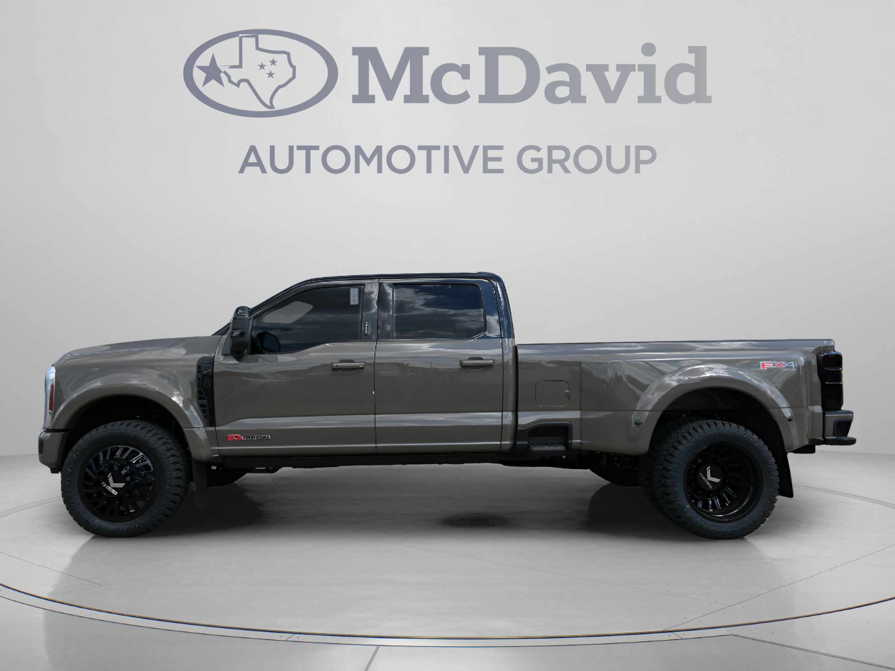 New 2026 Ford F450 King Ranch w/ Chrome Package AWD/4WD image 7
