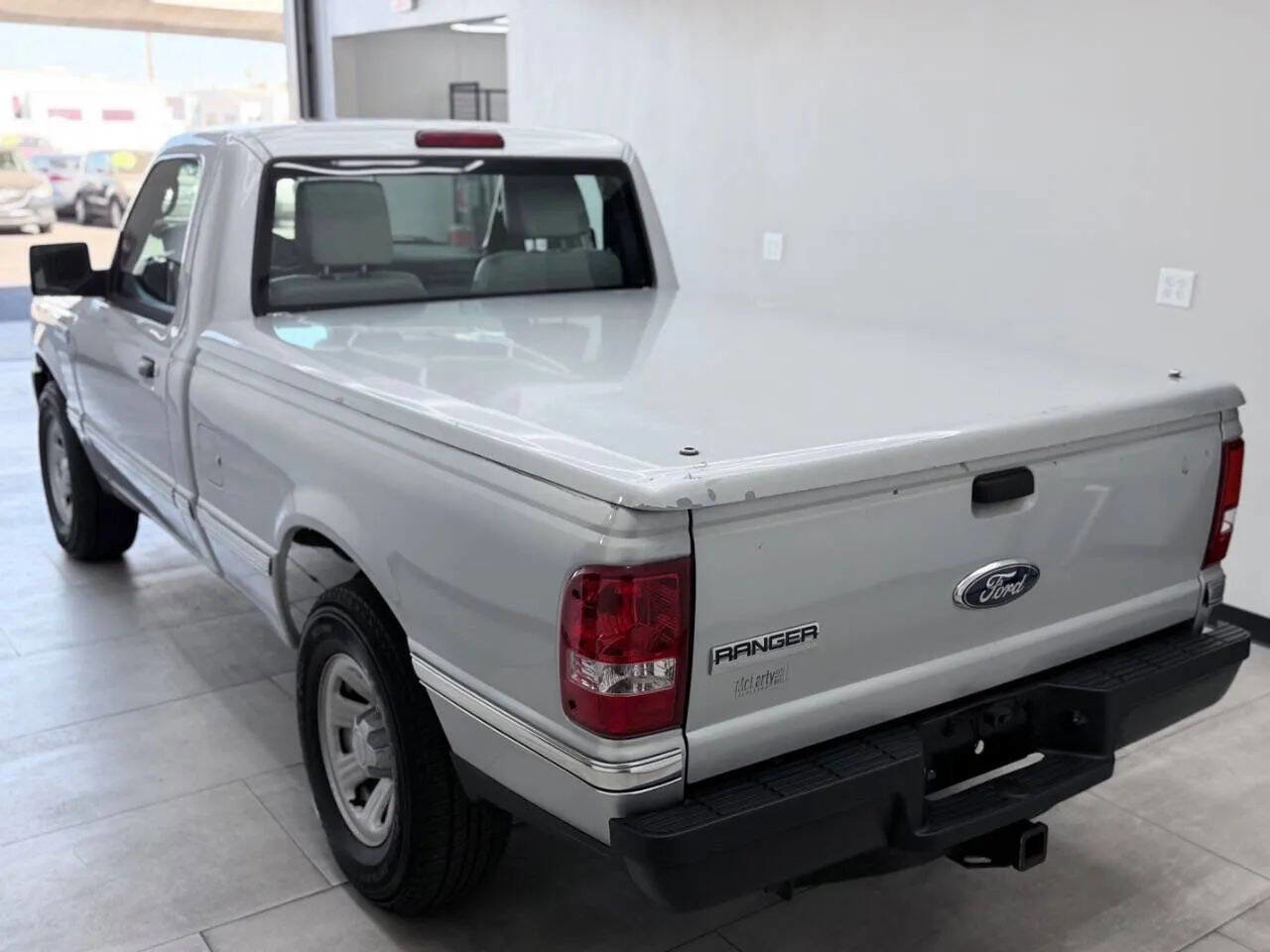 Used 2011 Ford Ranger XL RWD image 2