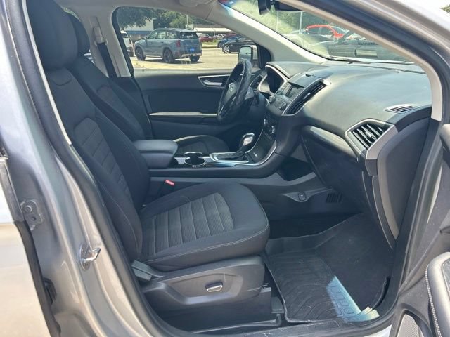 Used 2018 Ford Edge SEL w/ Ford Safe & Smart Package FWD image 11