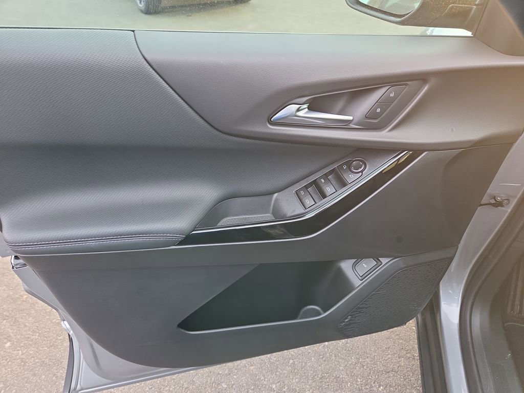 New 2026 Chevrolet Equinox LT w/ Convenience Package II image 51