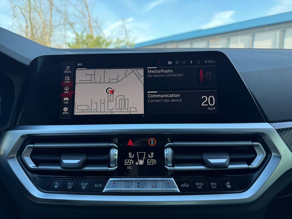 Used 2021 BMW M4 Competition w/ Executive Package RWD image 16