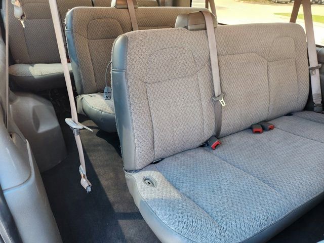 Used 2025 Chevrolet Express 3500 LS image 33