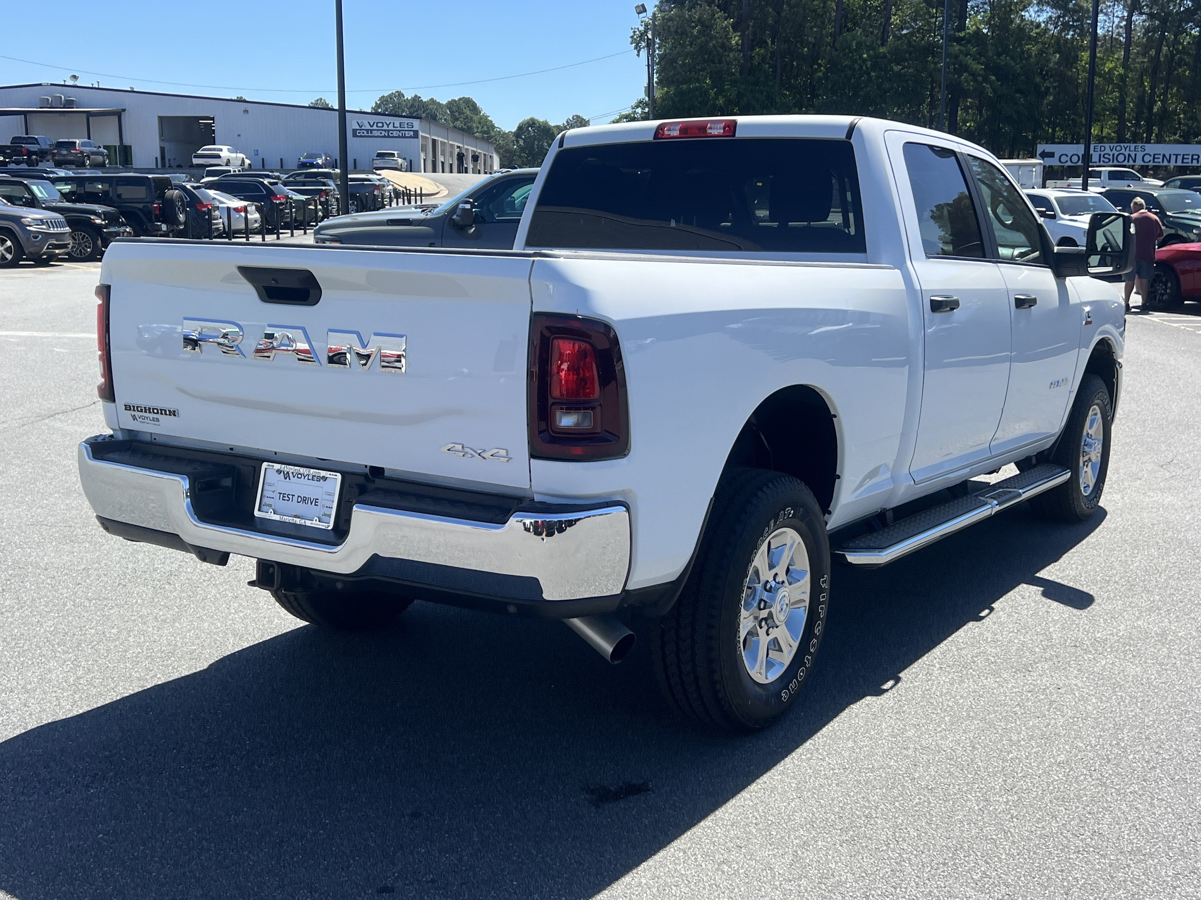 Used 2025 RAM 2500 Big Horn AWD/4WD image 8